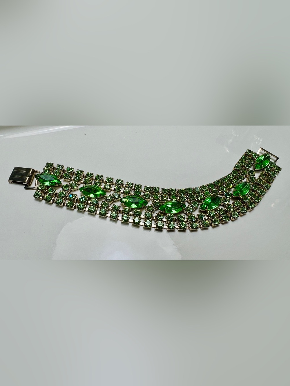 Vintage Green Crystal Multi-Row Bracelet - Picture 5 of 9